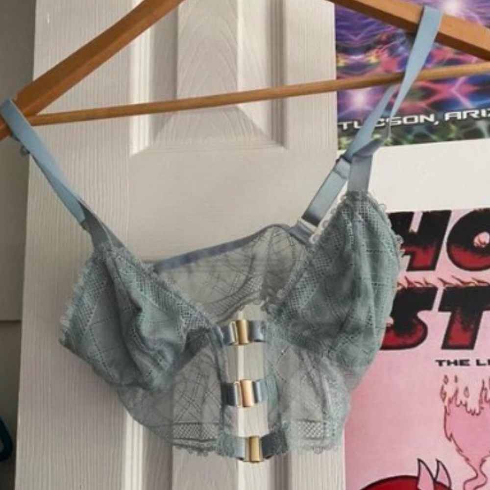 Adorable teal cami top